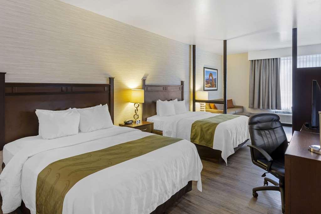 Quality Suites Moab Near Arches National Park Zimmer foto
